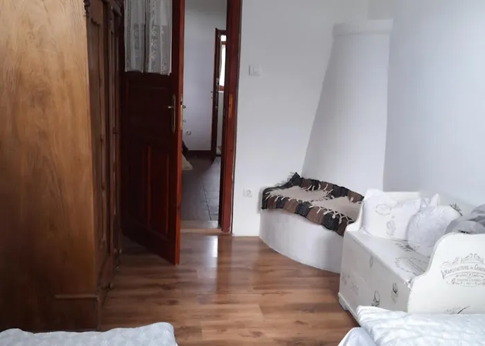 Kemences Szechenyi Vendeghaz * Kovagoszolos